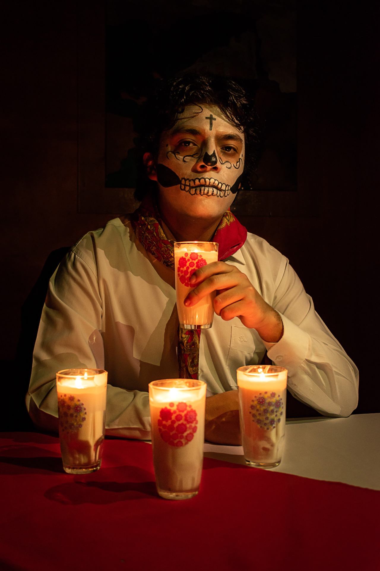 ILUMINACIÓN: Flash ÁNGULO DE TOMA: Normal TIPO DE CÁMARA: Nikon D5600 APERTURA: F/4 VELOCIDAD: 1/50s ISO: 800 LUGAR: Tlatlauquitepec, Puebla FECHA DE CREACIÓN: 20/10/2020